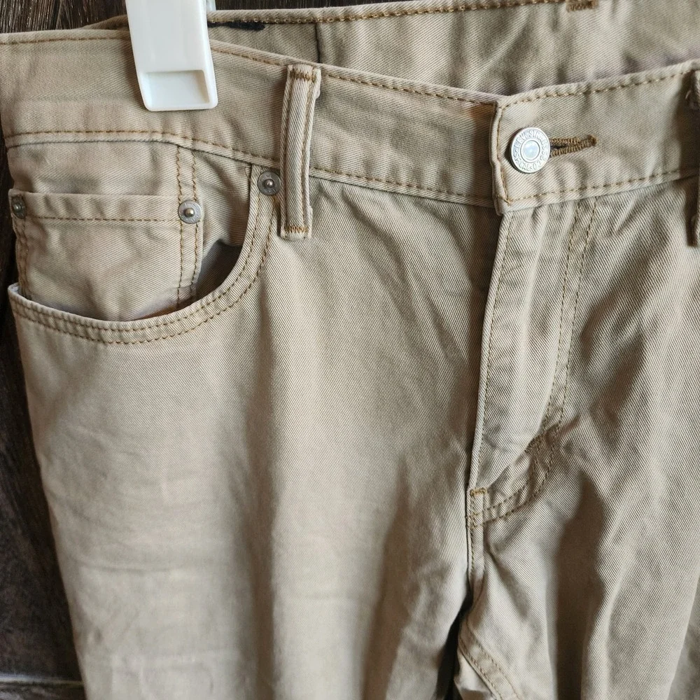 Levis Jeans Men's 33x31 Beige‎ Khaki Cotton Straight Fit Lightweight White Tag